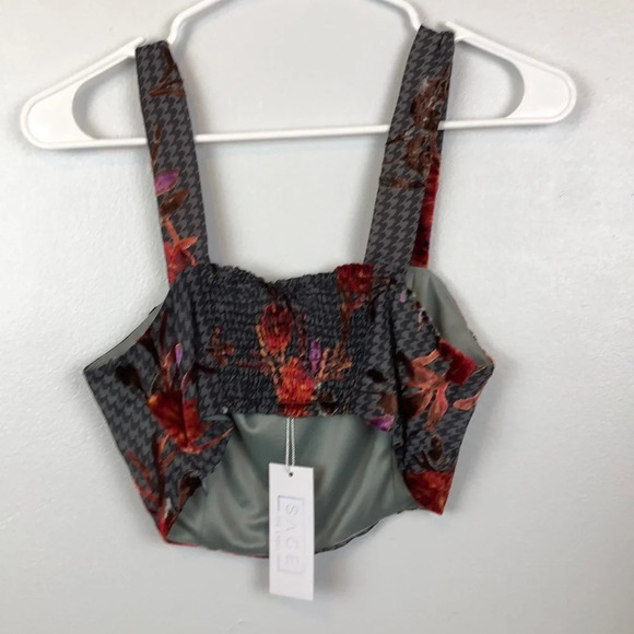 Sage The Label New Women’s Small Gray Rust Print Crop Top - Picture 2 of 11